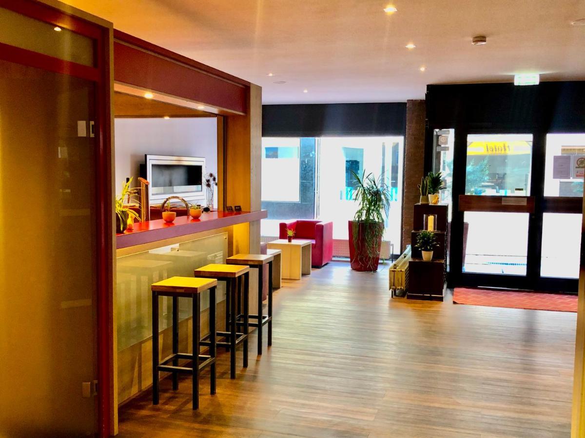 Montana Hotel Koeln-Bonn Airport Тройсдорф Экстерьер фото