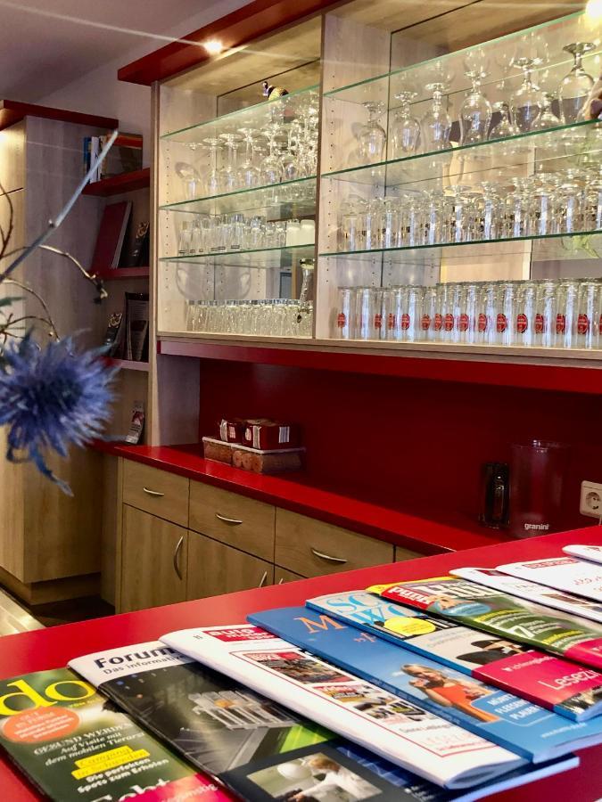 Montana Hotel Koeln-Bonn Airport Тройсдорф Экстерьер фото