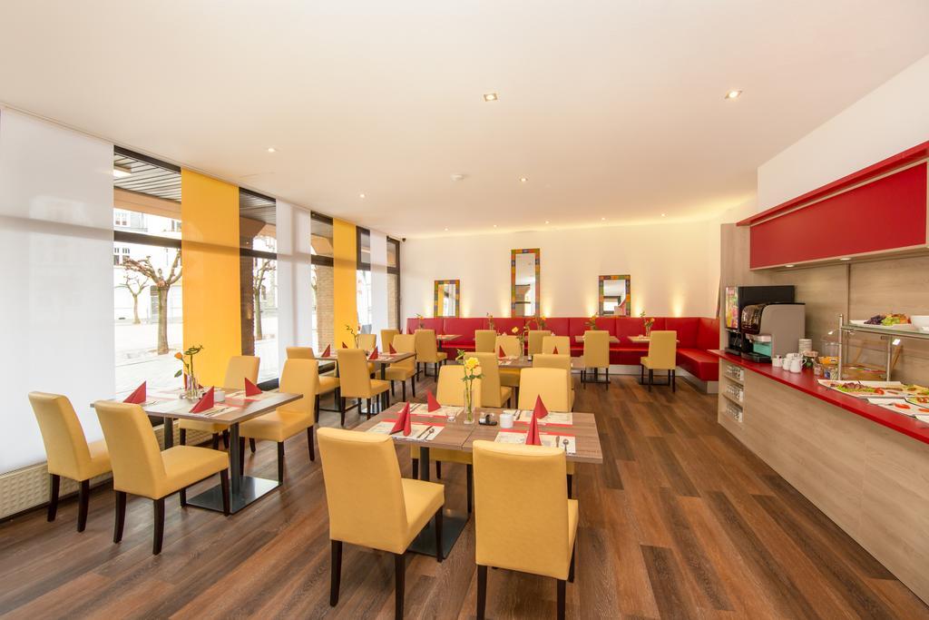 Montana Hotel Koeln-Bonn Airport Тройсдорф Экстерьер фото